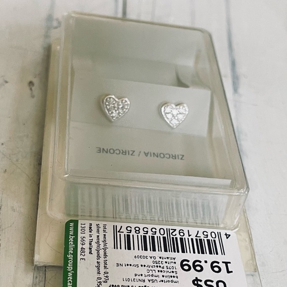 Stamped 925 petite pave CZ heart studs - Picture 6 of 6